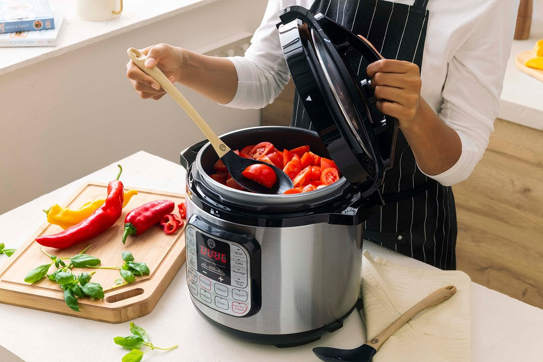 US MasterChef Knife Block & Multicooker Offer - Performance Collection Kitchenware