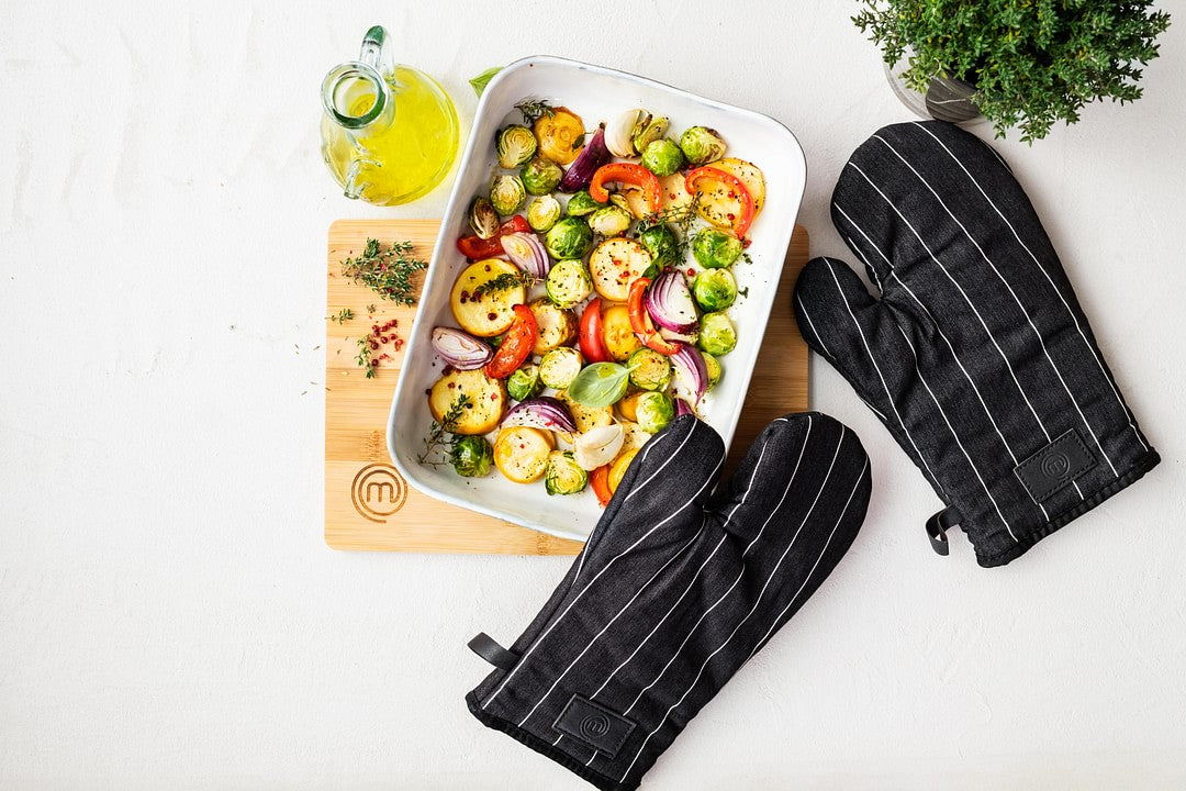 US MasterChef Oven Gloves 2 Pieces - Essential Collection Kitchenware